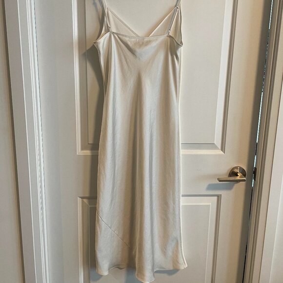 COPY - Aritzia only slip satin midi dress white - Picture 8 of 9